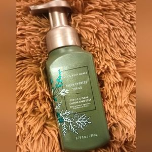 Green Cyprus Trails Handsoap
